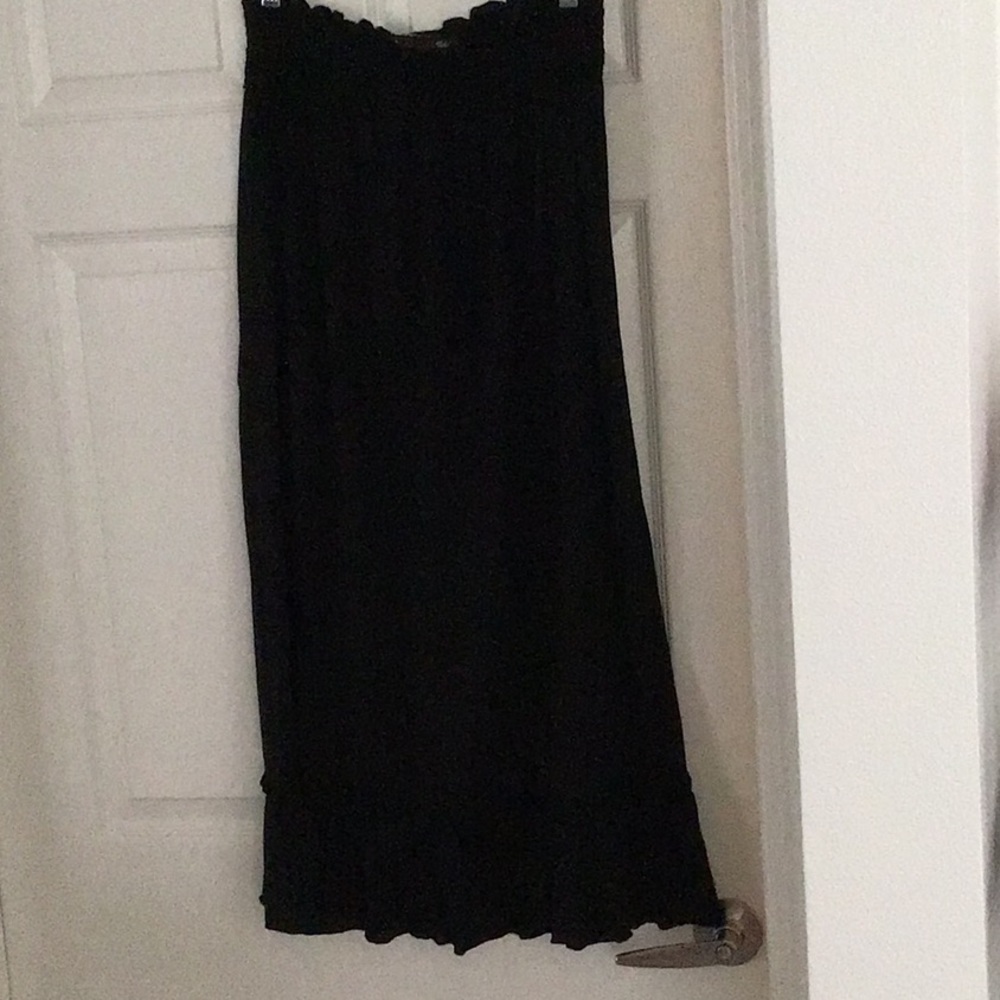 Black Knit Skirt.